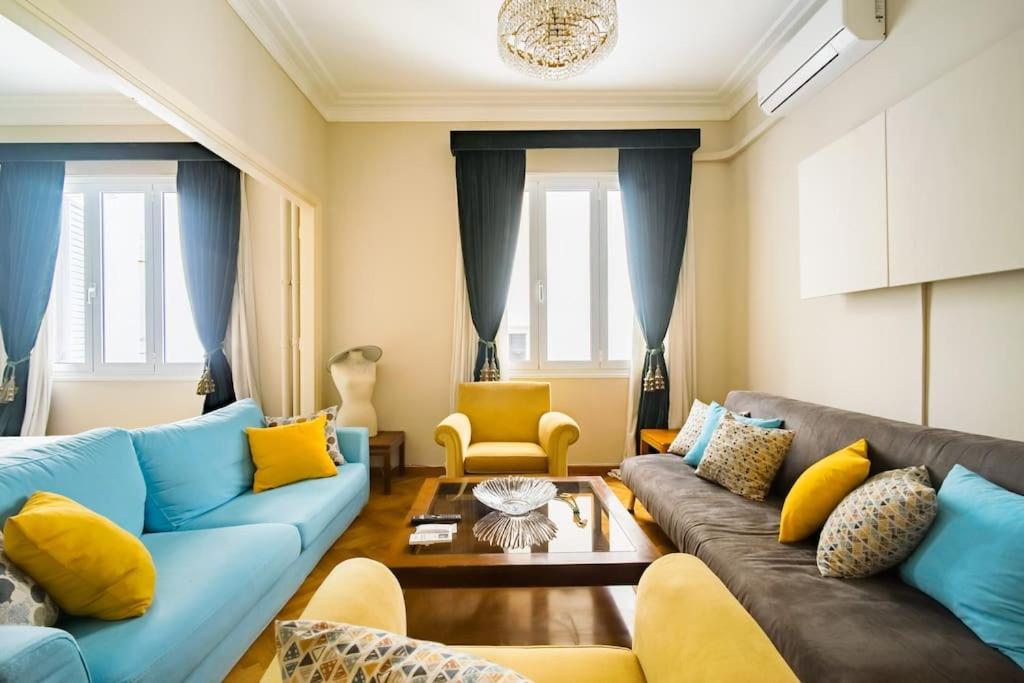 Emporikon Apartment Steps From Historic Center Atina Dış mekan fotoğraf